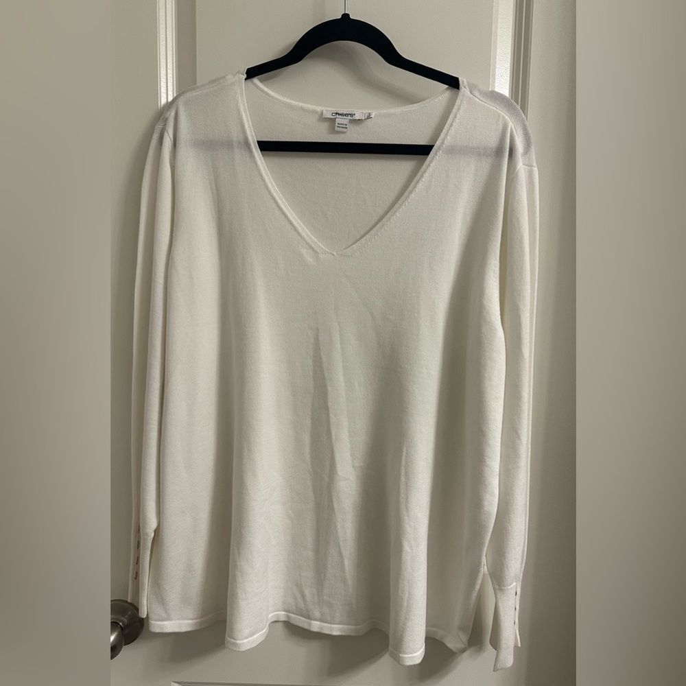 Chico’s V-Neck Sweater Size 3 US XL V-Neck Beige Long Sleeves Minimalist
